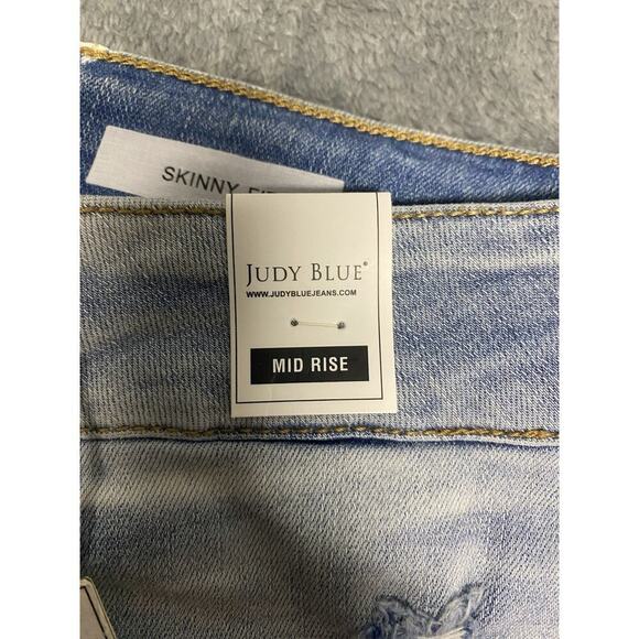 Judy Blue Watch Her Bloom Distressed Mid Rise Skinny Jean 18W NWT - Picture 9 of 12